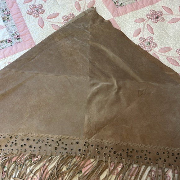 Newport News Leather Fringe and Grommet shawl - Picture 14 of 16